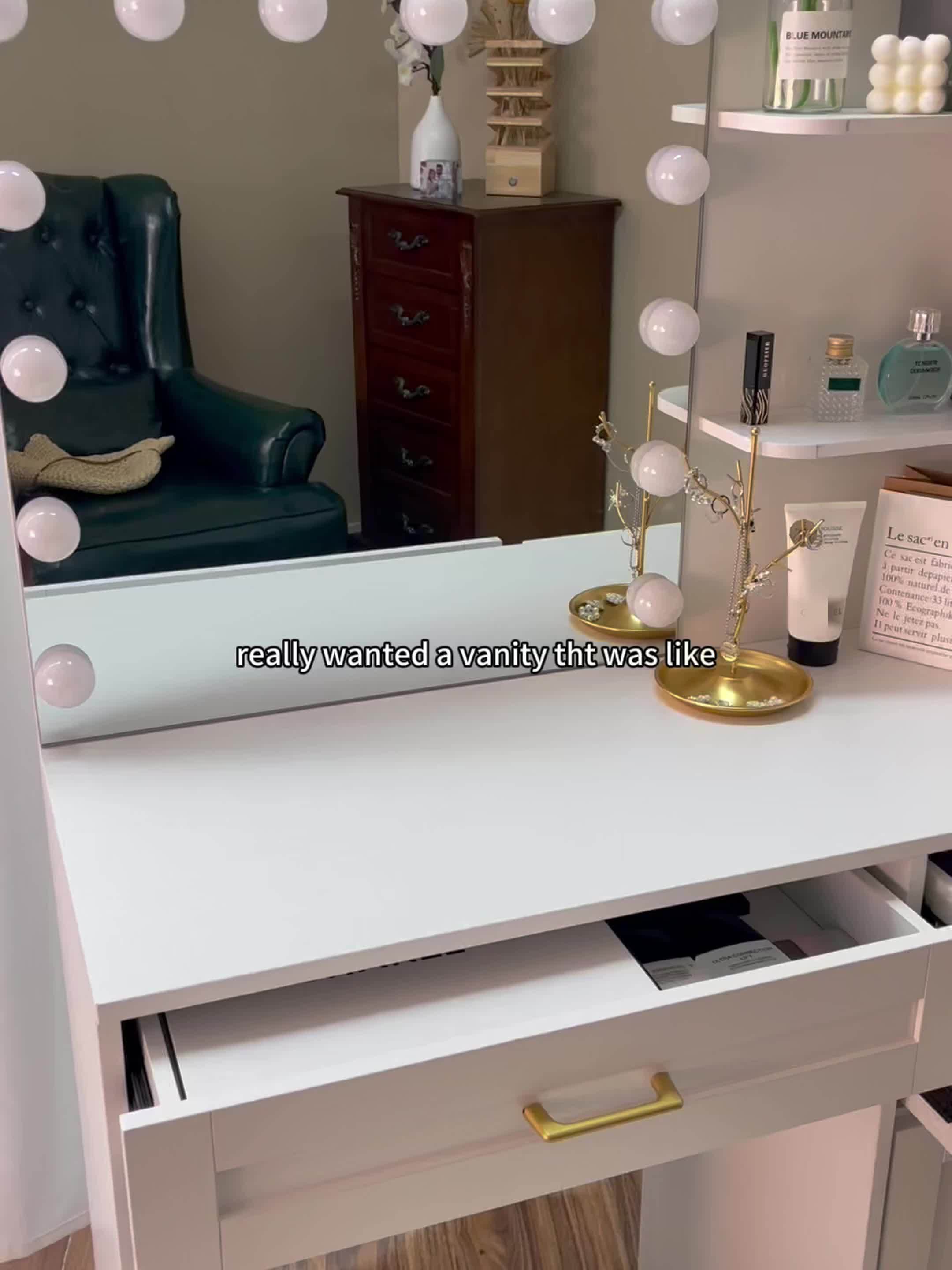 Vanity Desk with Lights, Makeup Vanity Desk with Mirror & Power Outlet, 3 Colors Lighting Adjustable Brightness, easy to assemble following the step-by-step instructions, 3 Drawers, White